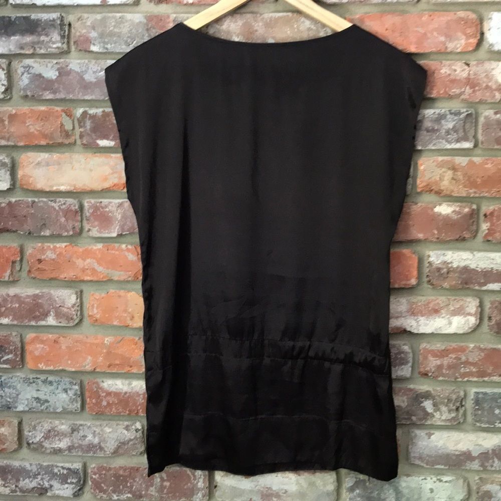 NY & Company XS Silky Brown Short Sleeve Blouse - Picture 3 of 5